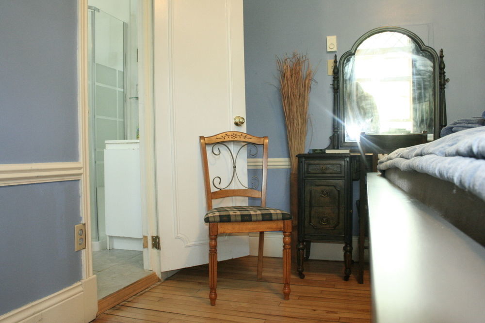 Auberge Amerik Quebec City Bagian luar foto