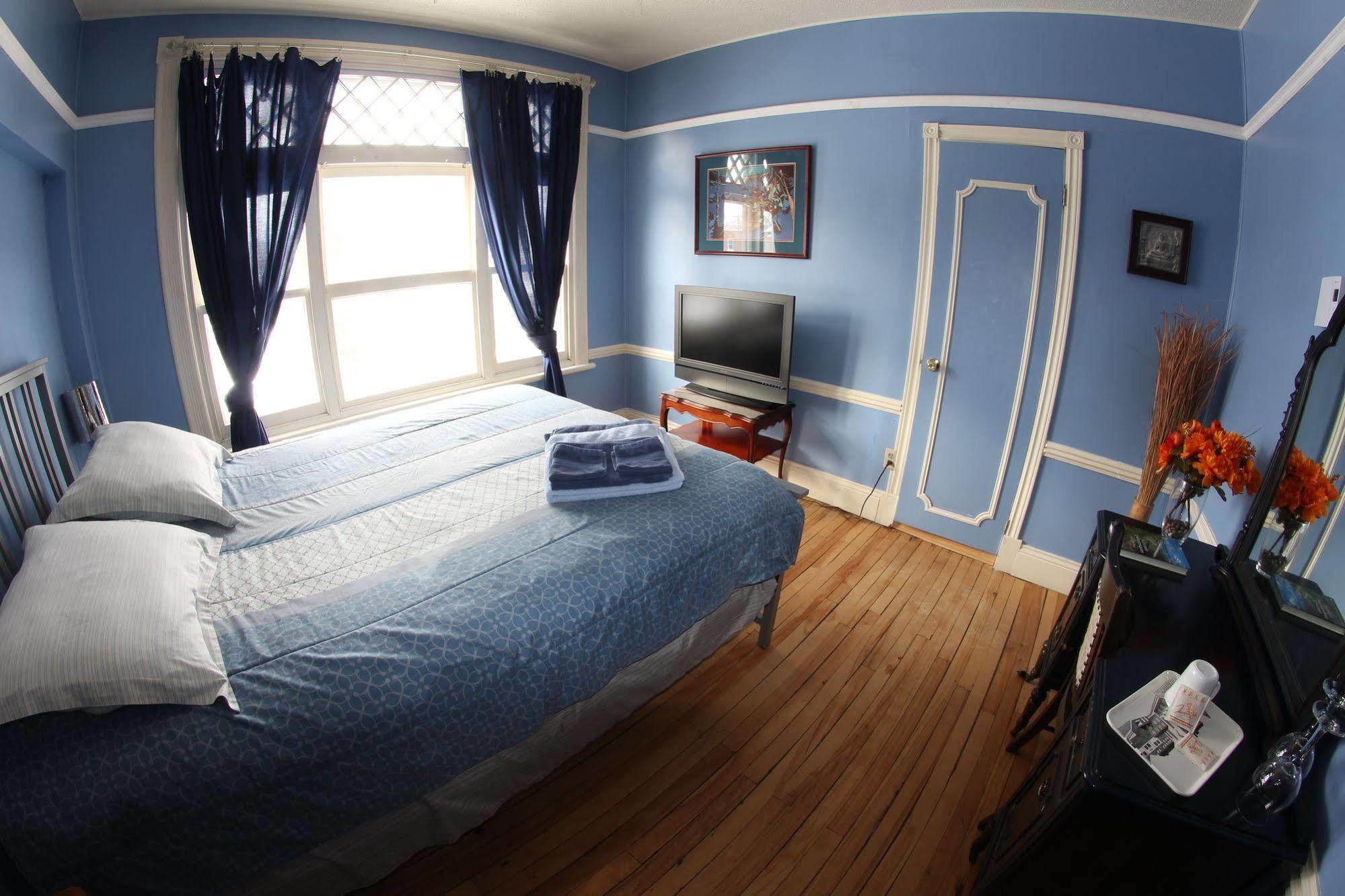 Auberge Amerik Quebec City Bagian luar foto